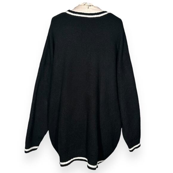 TORRID Oversized Festive Sparkle Holidays Sweater Gold Stars Sequins Lips Black - Picture 5 of 10